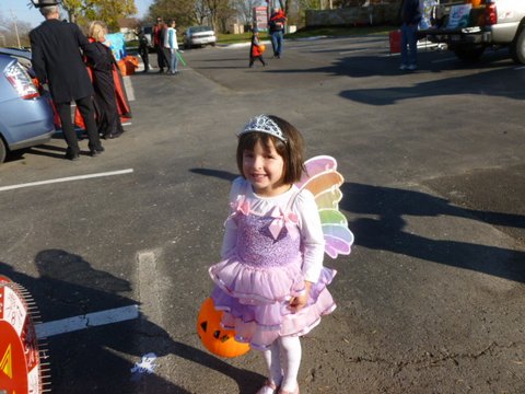 Mary Ann Tindell - adult amateur PNA Trunk-or-Treat 2012 Fairie