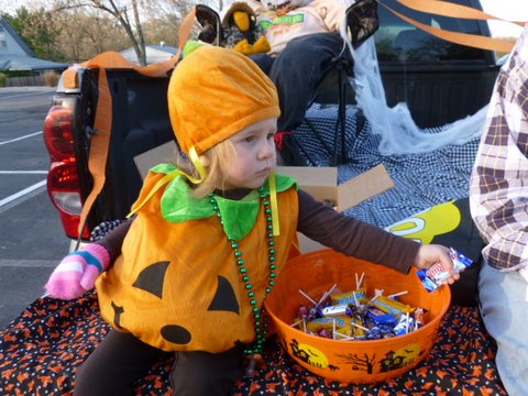 Mary Ann Tindell - adult amateur PNA Trunk-or-Treat 2012 Pumpkin